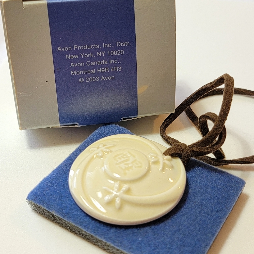 Haiku Awakenings Ceramic Necklace Avon Vintage - Picture 9 of 9